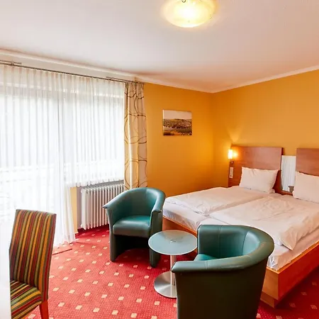 Hotel Cafe Ernst 3*