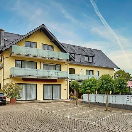 Cafe Ernst Szálloda 3*