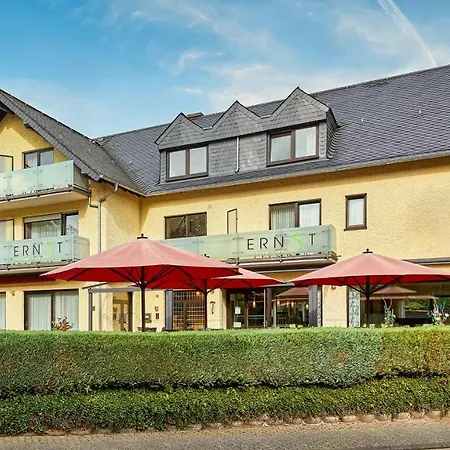 Hotel Café Ernst 3*
